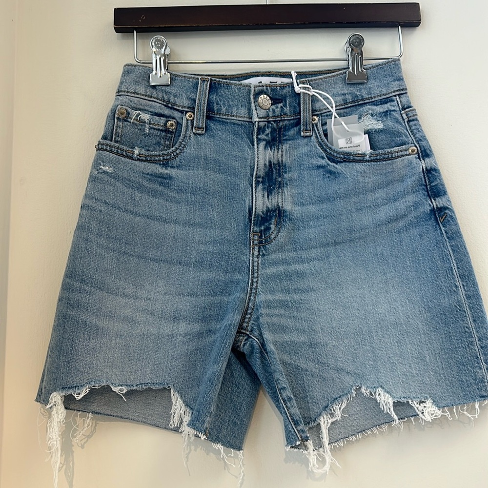 Daze sundaze hr short